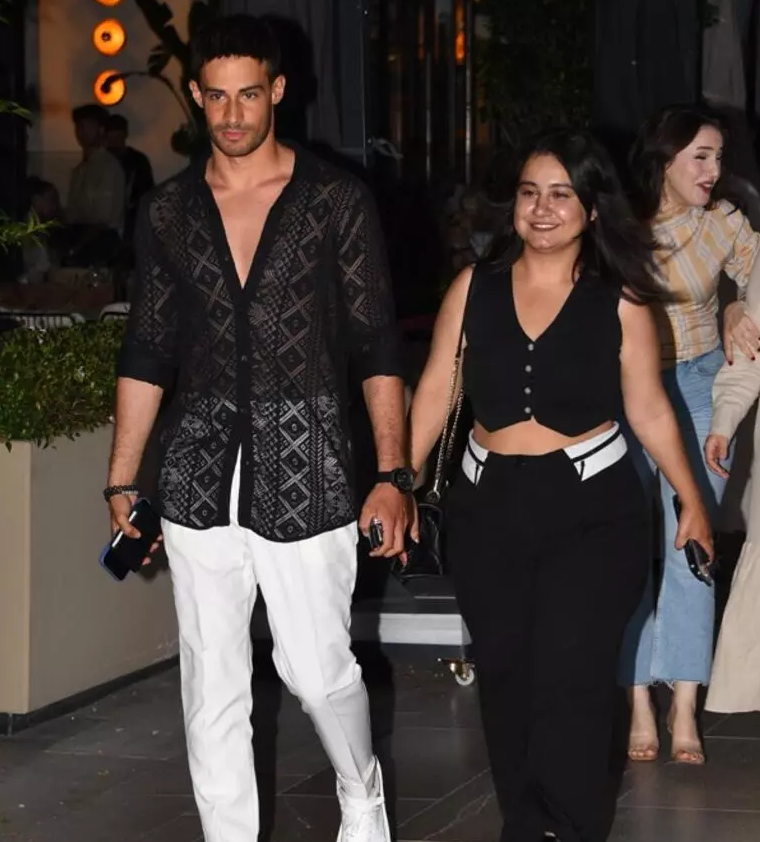 "Aşk-ı Memnu"nun Bülenti yeni sevgilisi ilə - FOTOLAR